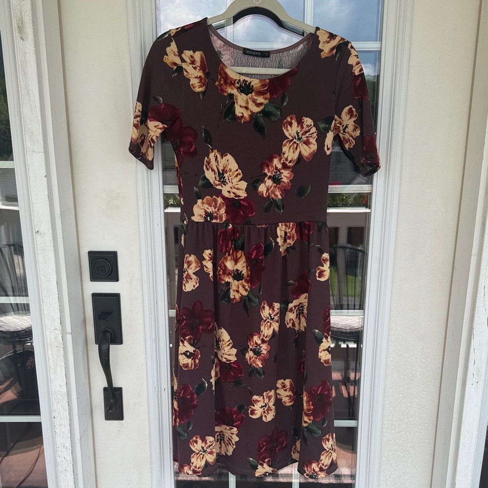 JessaKae Burgundy Floral Midi Dress Small